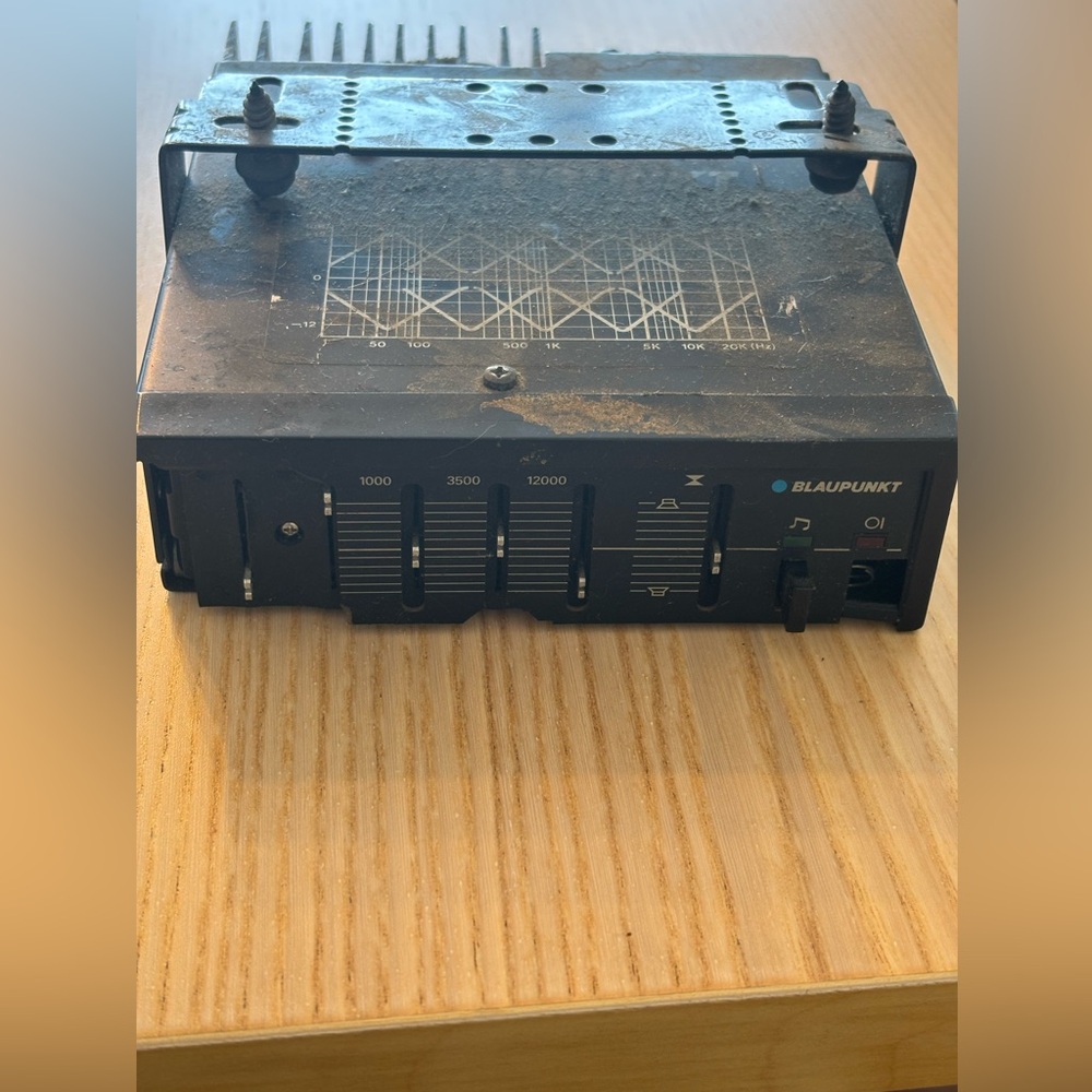 Vintage 80’ Blaupunkt Equalizer sounds Porche auto radio/ with electric box! (G)